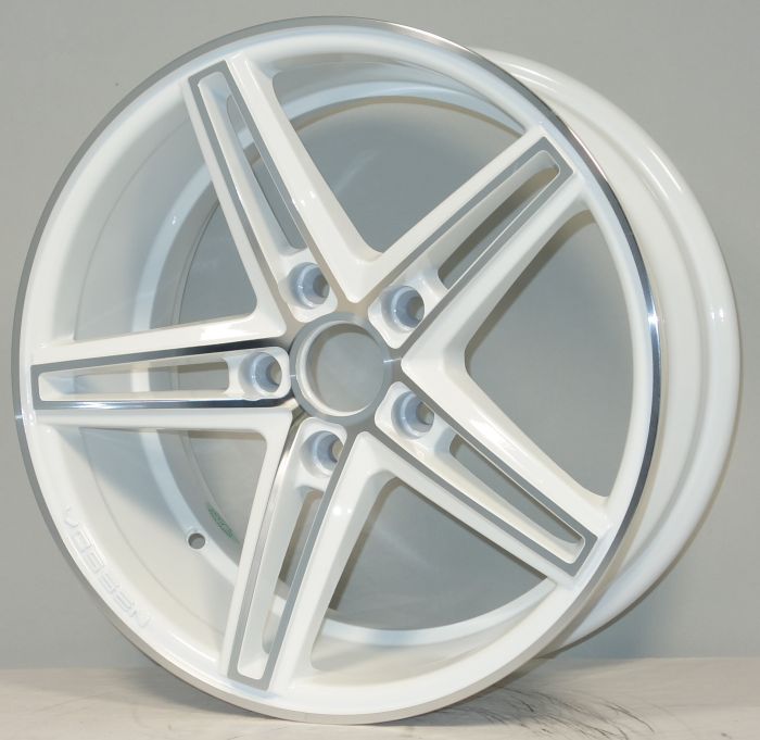 Диски NW M5205 7x16 5x114,3 ET32 ЦО67.1 цвет MW