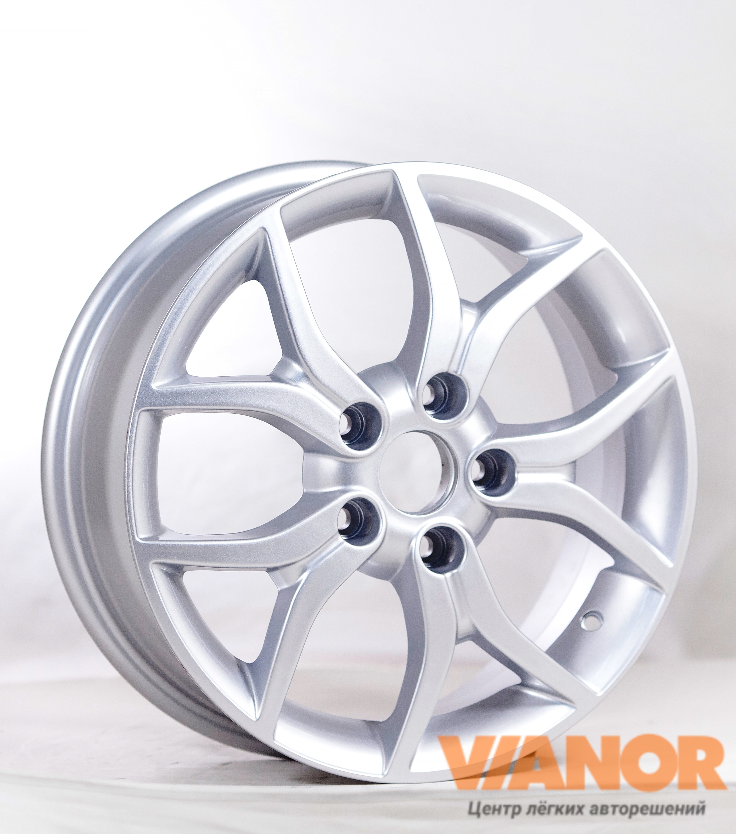 Диски NW Replica Hyundai R532 6x16 5x114,3 ET51 ЦО67.1 цвет S
