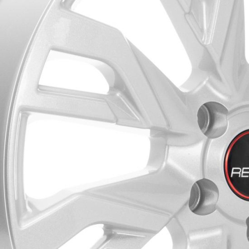 Легкосплавные диски Remain Nissan X-trail (R207) 7x18 5*114.3 ET45 Dia66.1 Сильвер