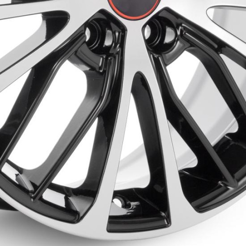 Легкосплавные диски Remain Nissan Juke (R194) 7x17 5*114.3 ET47 Dia66.1 Алмаз-черный